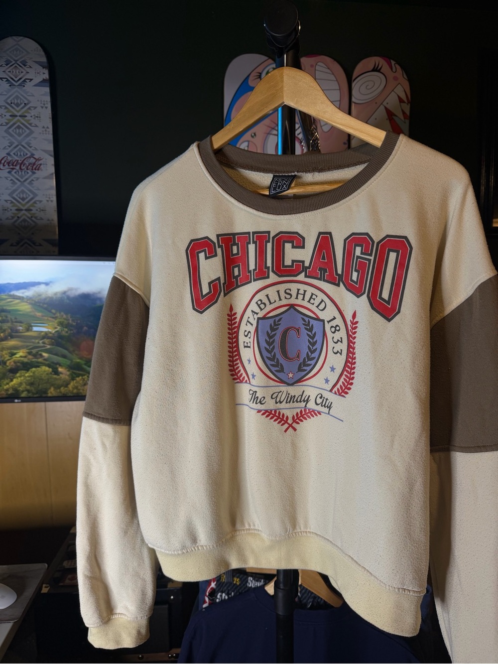 Chicago The Windy City Vintage Graphic Crewneck Oversized Slouchy Sweatshirt